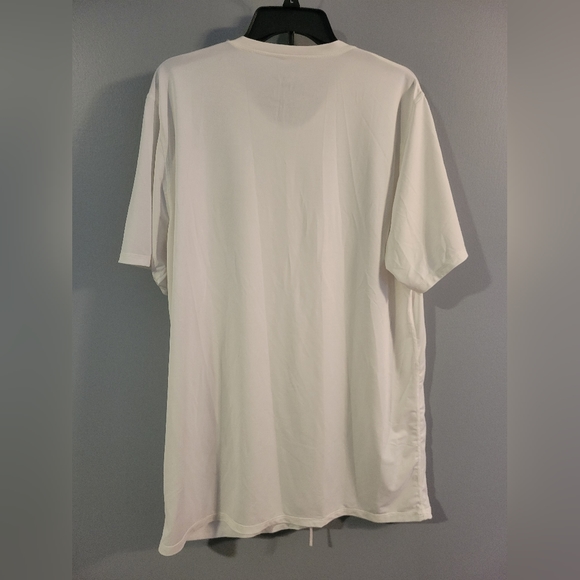 Universal Studios Volcano Bay T-Shirt- White, Men's Size XXL - Picture 4 of 4